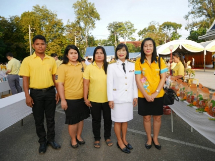 ไฟล์แนบ การประปาส่วนภูมิภาคสาขากระบี่ ร่วมพิธีทำบุญตักบาตรและถวายพวงมาลา น้อมรำลึกในพระมหากรุณาธิคุณพระบาทสมเด็จพระบรมชนกาธิเบศร มหาภูมิพลอดุลยเดชมหาราช บรมนาถบพิตร เนื่องในวันคล้ายวันสวรรคต