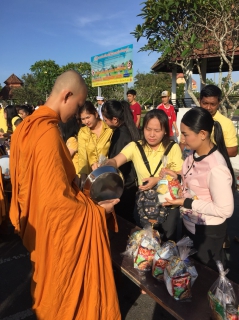 ไฟล์แนบ การประปาส่วนภูมิภาคสาขาทุ่งสง ร่วมพิธีทำบุญตักบาตรและถวายพวงมาลา น้อมรำลึกในพระมหากรุณาธิคุณพระบาทสมเด็จพระบรมชนกาธิเบศร มหาภูมิพลอดุลยเดชมหาราช บรมนาถบพิตร เนื่องในวันคล้ายวันสวรรคต 