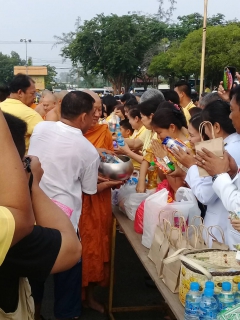 ไฟล์แนบ กปภ.สาขากาญจนบุรี  พิธีวางพวงมาลาและพิธีถวายบังคมในวันที่ 13 ตุลาคม 2562 