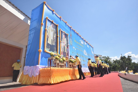 ไฟล์แนบ การประปาส่วนภูมิภาคสาขาชุมพร ร่วมกิจกรรมจิตอาสาร่วมพัฒนาปรับภูมิทัศน์ทำความสะอาดลำน้ำ คูคลองที่แก้มลิงหนองใหญ่