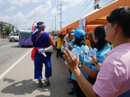 ไฟล์แนบ การประปาส่วนภูมิภาคสาขากระบี่ ออกหน่วยบริการน้ำดื่มบรรจุขวดตราสัญลักษณ์ กปภ.ร่วมสนับสนุนกิจกรรม ก้าวคนละก้าว ครั้งที่ 2 (ภาคใต้) เพื่อระดมทุนจากผู้มีจิตศรัทธาทั่วประเทศ ร่วมบริจาคให้  7 โรงพยาบาลในภาคใต้ 
