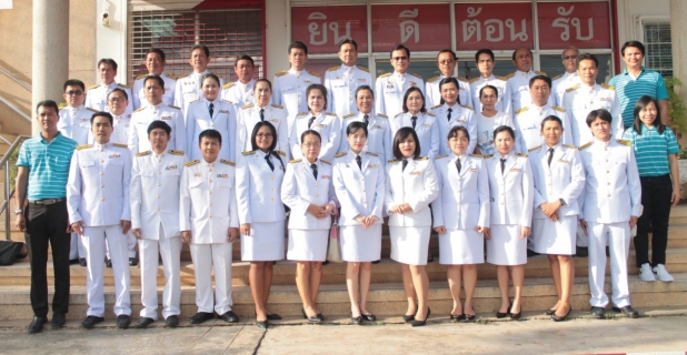 ไฟล์แนบ การประปาส่วนภูมิภาคเขต 6 นำโดย นายจักรพงศ์ คำจันทร์ ผู้อำนวยการฯ พร้อม นายยุทธศักดิ์ แพงเพ็ง ผู้ช่วยฯ นำทีมผู้บริหาร และพนักงานในสังกัด ร่วมงานพิธีสมโภชผ้าพระกฐินพระราชทาน ในวันศุกร์ที่ 1 พฤศจิกายน 2562 และประกอบพิธีถวายผ้าพระกฐินพระราชทาน ในวันเสาร์ที่ 2 พฤศจิกายน 2562  ณ วัดสว่างอารมณ์ ต.เมืองสวรรคโลก อ.สวรรคโลก จ.สุโขทัย 