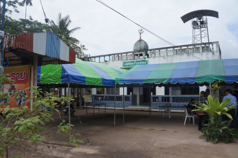 ไฟล์แนบ การประปาส่วนภูมิภาค สาขานาทวี มอบน้ำดื่มบรรจุขวดตราสัญลักษณ์ กปภ.ให้แก่เทศบาลตำบลนาทวีนอก