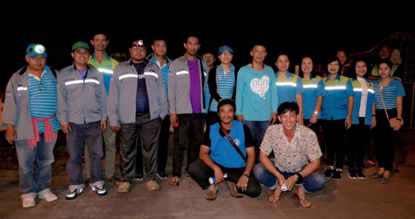 ไฟล์แนบ การประปาส่วนภูมิภาคสาขากระบี่ ดำเนินงานตามแผนบริหารจัดการน้ำสูญเสีย เดินหน้าลงพื้นที่ อำเภอเขาพนม เดินเท้าหาท่อแตกรั่ว เพื่อลดการเกิดน้ำสูญเสีย 