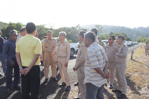 ไฟล์แนบ ผวจ.จันทบุรี นำคณะหัวหน้าส่วนราชการที่เกี่ยวข้อง ลงพื้นที่ติดตามสถานการณ์น้ำในลุ่มน้ำสาขาแม่น้ำจันทบุรี เตรียมพร้อมป้องกันภัยแล้งปี63 แนะการใช้น้ำทุกภาคส่วนอย่างรู้คุณค่าประหยัดและเผื่อแผ่แบ่งปัน
