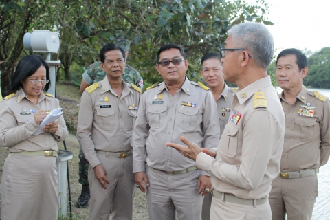 ไฟล์แนบ ผวจ.จันทบุรี นำคณะหัวหน้าส่วนราชการที่เกี่ยวข้อง ลงพื้นที่ติดตามสถานการณ์น้ำในลุ่มน้ำสาขาแม่น้ำจันทบุรี เตรียมพร้อมป้องกันภัยแล้งปี63 แนะการใช้น้ำทุกภาคส่วนอย่างรู้คุณค่าประหยัดและเผื่อแผ่แบ่งปัน