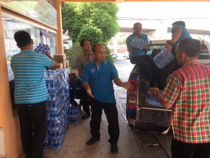 ไฟล์แนบ กปภ.สาขาสามพราน มอบน้ำดื่มบรรจุขวดให้กับ ที่ว่าการอำเภอสามพราน