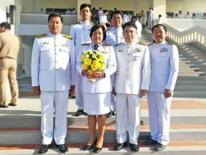 ไฟล์แนบ กปภ.สาขาอุบลราชธานี ร่วมพิธีทำบุญตักบาตร พิธีถวายพานพุ่มดอกไม้และถวายบังคม  เนื่องในวันพ่อแห่งชาติ ประจำปีพุทธศักราช 2562