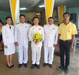 ไฟล์แนบ การประปาส่วนภูมิภาค สาขาตะกั่วป่า ร่วมทำบุญตักบาตร เเละถวายพานพุ่ม เนื่องในวันชาติเเละ วันพ่อเเห่งชาติ 5 ธันวาคม 2562 