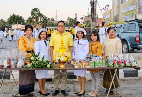ไฟล์แนบ กปภ.สาขาปทุมธานี เข้าร่วมพิธีตักบาตร ถวายพานพุ่ม และถวายบังคม  เนื่องในโอกาส วันพ่อแห่งชาติ  ประจำปีพุทธศักราช  2562 
