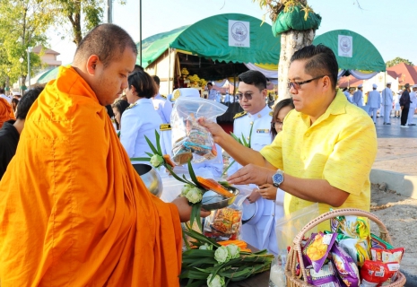 ไฟล์แนบ กปภ.สาขาปทุมธานี เข้าร่วมพิธีตักบาตร ถวายพานพุ่ม และถวายบังคม  เนื่องในโอกาส วันพ่อแห่งชาติ  ประจำปีพุทธศักราช  2562 