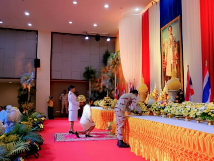 ไฟล์แนบ การประปาส่วนภูมิภาคสาขากระบี่ ร่วมพิธีถวายพานพุ่มดอกไม้และถวายบังคม เนื่องในวันคล้ายวันพระบรมราชสมภพของ พระบาทสมเด็จพระบรมชนกาธิเบศร มหาภูมิพลอดุลยเดชมหาราช บรมนาถบพิตร วันชาติ และวันพ่อแห่งชาติ