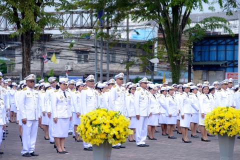 ไฟล์แนบ การประปาส่วนภูมิภาคสาขาชุมพร ร่วมพิธีถวายพานพุ่มดอกไม้และถวายบังคม ณ เวทีบริเวณลานอเนกประสงค์ เทศบาลเมืองชุมพร