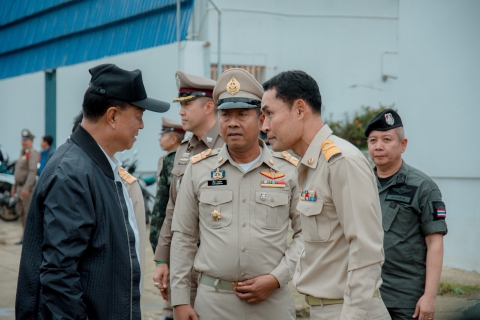 ไฟล์แนบ การประปาส่วนภูมิภาคสาขาสุไหง โก-ลก โดยผู้จัดการอดิศักดิ์ มรรคาเขตต์ ให้การต้อนรับ พลเอกอนุพงษ์ เผ่าจินดา รัฐมนตรีว่าการกระทรวงมหาดไทย