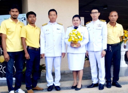 ไฟล์แนบ กปภ.สาขาพังงา ร่วมพิธีวางพานพุ่มดอกไม้สด เนื่องในวันดินโลก 5 ธันวาคม 2562  