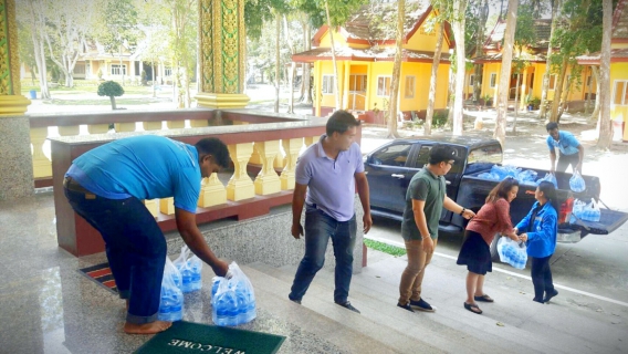 ไฟล์แนบ การประปาส่วนภูมิภาคสาขาอ่าวลึก มอบน้ำดื่มตราสัญลักษณ์ กปภ.ณ วัดมหาธาตุวชิรมงคล