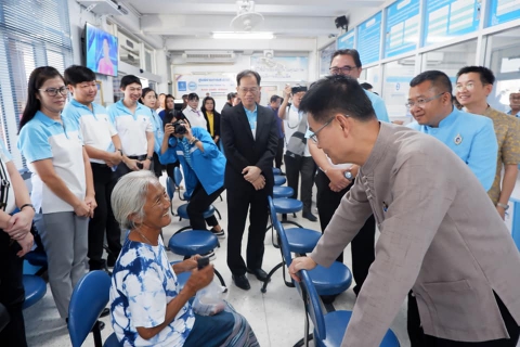 ไฟล์แนบ กปภ.สาขาสมุทรสงคราม จัดกิจกรรมเปิด หลักกิโลเมตรยักษ์ ศูนย์รับเรื่องร้องทุกข์ภาครัฐ