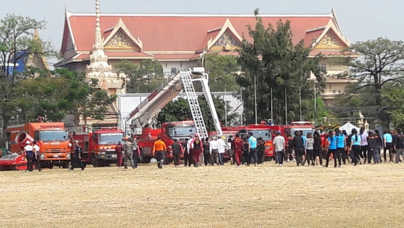 ไฟล์แนบ กปภ.สาขาสามพราน เข้าร่วมกิจกรรมการฉีดพ่นละอองน้ำ เพื่อลดฝุ่นละอองขนาดเล็ก (PM 2.5) ในพื้นที่ชุมชนที่มีสถานศึกษาที่อาจส่งผลกระทบต่อประชาชนในพื้นที่อำเภอสามพราน