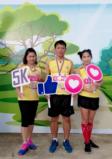 ไฟล์แนบ การประปาส่วนภูมิภาคสาขากระบี่ ร่วมกิจกรรมโครงการ"สานพลังท้องถิ่นไทย ถวายพ่อของแผ่นดิน" เดิน-วิ่ง มินิฮาล์ฟมาราธอน เฉลิมพระเกียรติ เนื่องในโอกาสมหามงคลพระราชพิธีบรมราชาภิเษก พุทธศักราช 2562 พร้อมสนับสนุนน้ำดื่มบรรจขวดตราสัญลักษณ์ กปภ.บริการแก่ผู้เข้าร่วมกิจกรรม