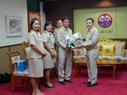ไฟล์แนบ การประปาส่วนภูมิภาคเขต 4  การประปาส่วนภูมิภาคสาขากระบี่  ร่วมสวัสดีปีใหม่แด่ท่านผู้ว่าราชการจังหวัดกระบี่ และผู้อำนวยการแขวงทางหลวงกระบี่