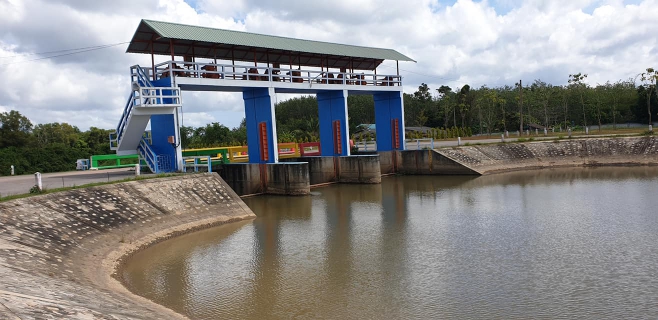 ไฟล์แนบ การประปาส่วนภูมิภาค สาขานาทวี ร่วมพูดคุยรับมือปัญหาภัยแล้งกับ ฝ่ายส่งน้ำและบำรุงรักษาที่ 4 (ปลักปลิง) ในวันพุธที่ 8 มกราคม 2563