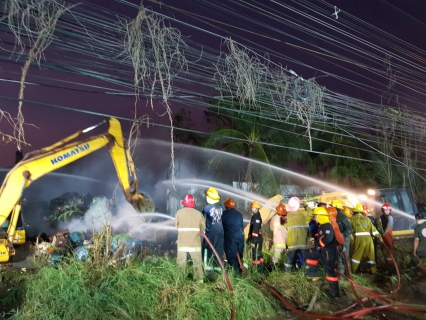 ไฟล์แนบ ให้การสนับสนุนรถบรรทุกน้ำ กปภ. และเตรียมจุดรับน้ำเพื่อระงับเหตุเพลิงไหม้ร้านรับซื้อขายของเก่า