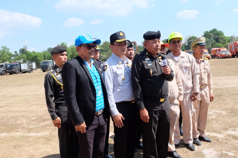 ไฟล์แนบ การประปาส่วนภูมิภาคสาขาสุราษฎร์ธานี(ชั้นพิเศษ) ร่วมพิธีเปิดโครงการ ราษฎร์รัฐร่วมใจช่วยภัยแล้งประจําปี 256