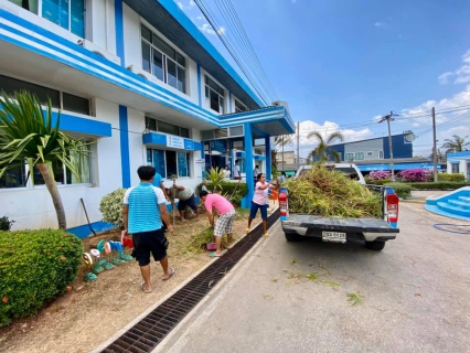 ไฟล์แนบ การประปาส่วนภูมิภาคสาขากระบี่ ประกอบพิธีทำบุญสำนักงาน เนื่องในวันคล้ายวันสถาปนาครบรอบ 41 ปี กปภ. และพร้อมใจกันจัดกิจกรรม Big Cleannig Day เพื่อปรับภูมิทัศน์ทั้งภายในและนอกสำนักงาน
