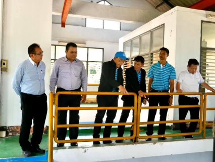 ไฟล์แนบ ผู้ว่าการการประปาส่วนภูมิภาค เดินทางมาตรวจเยี่ยม พร้อมมอบนโยบายการบริหารจัดการน้ำ รับฟังปัญหา ให้คำแนะนำในการบริหารความเสี่ยงและจัดการแหล่งน้ำดิบในช่วงฤดูแล้ง ณ การประปาส่วนภูมิภาคสาขากระบี่
