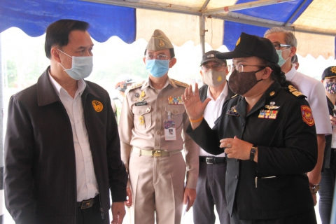 ไฟล์แนบ กปภ.ข.7 และ กปภ.สาขาในสังกัด ร่วมให้การต้อนรับ รมช.กระทรวงมหาดไทย ในโอกาสลงพื้นที่ตรวจเยี่ยมเจ้าหน้าที่ผู้ปฏิบัติงาน ณ จุดสกัด คัดกรอง ป้องกัน COVID - 19