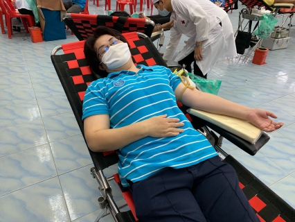 ไฟล์แนบ การประปาส่วนภูมิภาคสาขาศรีสัชนาลัยสนับสนุนน้ำดื่มบรรจุขวด บริจาคโลหิตสภากาชาดไทย