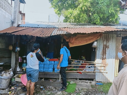 ไฟล์แนบ กปภ.สาขาเพชรบูรณ์ ได้นำน้ำดื่มตราสัญลักษณ์ กปภ. และสิ่งของจำเป็นมอบให้แก่ชาวบ้านผู้ได้รับผลกระทบในช่วงแพร่ระบาดของเชื้อไวรัส COVID-19