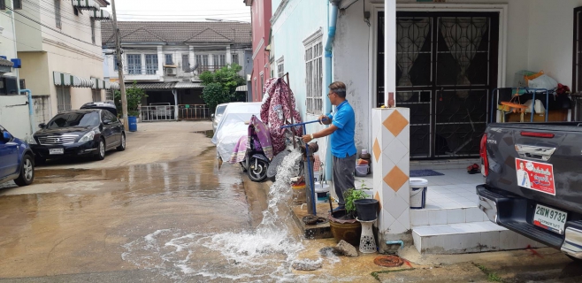 ไฟล์แนบ กปภ.สาขาธัญบุรี รายงานผลการดำเนินการแก้ปัญหาน้ำประปามีสีเหลืองและมีกลิ่น พร้อมเร่งดำเนินการระบายตะกอนในเส้นท่อ ครอบคลุมทุกพื้นที่ให้บริการ เพื่อให้น้ำประปาได้คุณภาพและสะอาดตามมาตรฐานคุณภาพน้ำประปาของ กปภ.