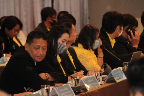ไฟล์แนบ รองผู้ว่าการ (ปฏิบัติการ 2) ประชุมสรุปผลการดำเนินงานของสายงาน รปก.2 ณ สิ้นไตรมาส 3/2563