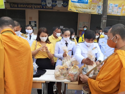 ไฟล์แนบ การประปาส่วนภูมิภาคสาขาชุมพรเข้าร่วมพิธีทำบุญตักบาตร เนื่องในวันเฉลิมพระชนมพรรษา 28 กรกฎาคม 2563