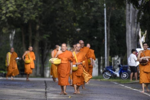 ไฟล์แนบ การประปาส่วนภูมิภาคสาขาอ่าวลึก เข้าร่วมกิจกรรมเฉลิมพระเกียรติพระบาทสมเด็จพระเจ้าอยู่หัว เนื่องในโอกาสวันเฉลิมพระชนมพรรษา  28 กรกฎาคม 2563 