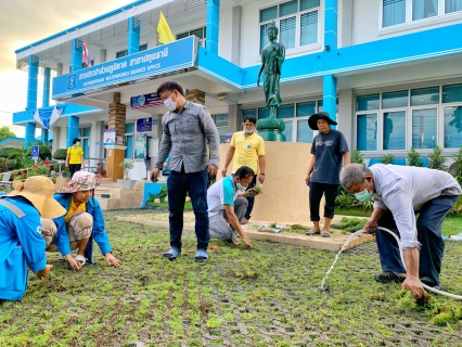 ไฟล์แนบ การประปาส่วนภูมิภาคสาขาปทุมธานี ร่วมกันจัดกิจกรรมปลูกต้นไม้เฉลิมพระเกียรติ พระบาทสมเด็จพระเจ้าอยู่หัว เนื่องในโอกาสวันเฉลิมพระชนมพรรษา 28 กรกฎาคม 2563