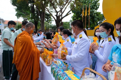 ไฟล์แนบ การประปาส่วนภูมิภาคสาขาภูเก็ต เข้าร่วมพิธีทำบุญตักบาตรข้าวสารอาหารแห้งพระสงฆ์ เนื่องในโอกาสวันเฉลิมพระชนมพรรษา สมเด็จพระนางเจ้าสิริกิติ์ พระบรมราชินีนาถ พระบรมราชชนนีพันปีหลวง 