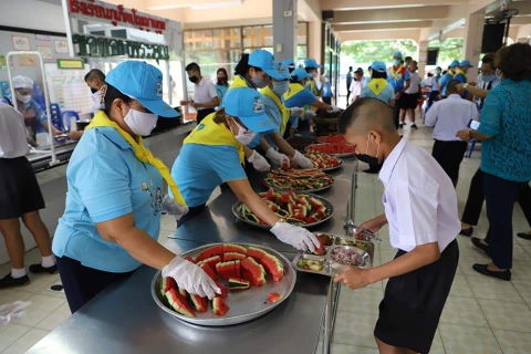 ไฟล์แนบ กปภ.สาขาภูเก็ต เข้าร่วมกิจกรรมจิตอาสา "วันแม่แห่งชาติ 12 สิงหาคม 2563 รักเอยรักลูก"