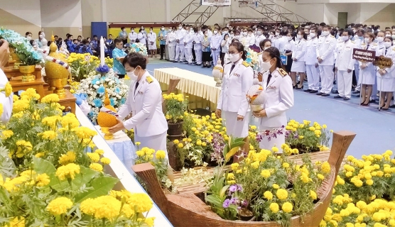 ไฟล์แนบ การประปาส่วนภูมิภาคสาขาทุ่งสง ร่วมถวายเครื่องราชสักการะ วางพานพุ่ม และจุดเทียนถวายพระพรชัยมงคล เนื่องในวโรกาสวันเฉลิมพระชนมพรรษา สมเด็จพระนางเจ้าสิริกิติ์ พระบรมราชินีนาถ พระบรมราชชนนีพันปีหลวง 
