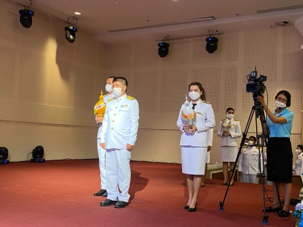 ไฟล์แนบ กปภ.สาขาภูเก็ต เข้าร่วมพิธีถวายเครื่องราชสักการะวางพานพุ่ม และพิธีจุดเทียนถวายพระพรชัยมงคล เนื่องในโอกาสวันเฉลิมพระชนมพรรษา สมเด็จพระนางเจ้าสิริกิติ์ พระบรมราชินีนาถ พระบรมราชชนนีพันปีหลวง