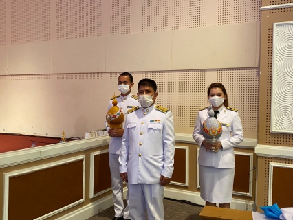 ไฟล์แนบ กปภ.สาขาภูเก็ต เข้าร่วมพิธีถวายเครื่องราชสักการะวางพานพุ่ม และพิธีจุดเทียนถวายพระพรชัยมงคล เนื่องในโอกาสวันเฉลิมพระชนมพรรษา สมเด็จพระนางเจ้าสิริกิติ์ พระบรมราชินีนาถ พระบรมราชชนนีพันปีหลวง
