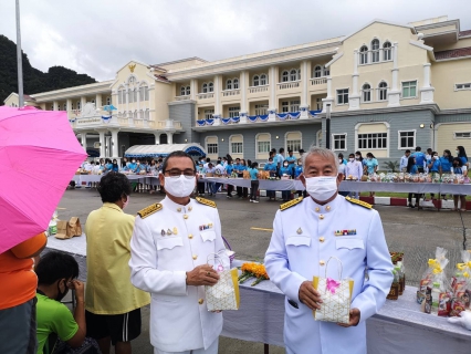 ไฟล์แนบ กปภ.สาขาพังงา ร่วมพิธีทำบุญตักบาตรถวายเป็นพระราชกุศล ณ ศูนย์ราชการจังหวัดพังงา อ.เมืองพังงา จ.พังงา
