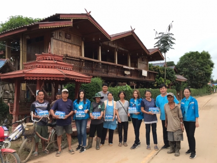 ไฟล์แนบ กปภ.สาขาน่าน นำโดยนายเรืองเดช ริกากรณ์ ผู้จัดการการประปาส่วนภูมิภาคสาขาน่าน ได้นำน้ำดื่มบรรจุขวดตราสัญลักษณ์ กปภ. มอบให้กับผู้ประสบอุทกภัย ณ บ้านดอนไชย ต.กลางเวียง อ.เวียงสา จ.น่าน ในวันที่ 26 สิงหาคม