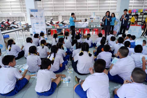 ไฟล์แนบ กปภ.เขต ๑ จัดบูธนิทรรศการประหยัดน้ำ ให้ความรู้เยาวชน 
