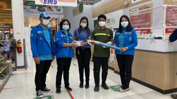 ไฟล์แนบ กปภ.สาขาสมุทรสงคราม จัดกิจกรรมโครงการมุ่ง-มั่น-เพื่อปวงชน เติมใจให้กัน (Home Care) ครั้งที่ 5 ประจำปี 2563