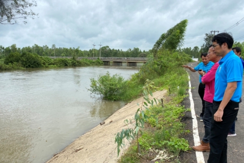 ไฟล์แนบ ผอ.กปภ.ข.6 ลงพื้นที่ติดตามสถานการณ์น้ำ กปภ.สาขาสุวรรณภูมิ จ.ร้อยเอ็ด