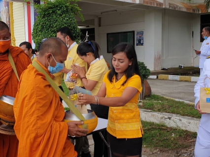 ไฟล์แนบ การประปาส่วนภูมิภาคสาขาเกาะพะงัน ร่วมพิธีทำบุญตักบาตร พร้อมทั้งวางพวงมาลาและพิธีถวายบังคม น้อมรำลึกเนื่องในวันคล้ายวันสวรรคตพระบาทสมเด็จพระบรมชนกาธิเบศรมหาภูมิพลอดุลยเดชมหาราช บรมนาถบพิตร เพื่อถวายเป็นพระราชกุศลและรำลึกในพระมหากรุณาธิคุณที่พระองค์มีต่อปวงชนชาวไทย