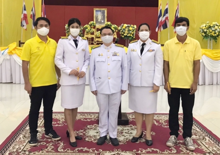 ไฟล์แนบ กปภ.สาขาสมุทรสงคราม ร่วมพิธีจุดเทียนเพื่อน้อมรำลึก เนื่องในโอกาสวันคล้ายวันสวรรคตพระบาทสมเด็จพระบรมชนกาธิเบศร มหาภูมิพลอดุลยเดชมหาราช บรมนาถบพิตร ประจำปี 2563
