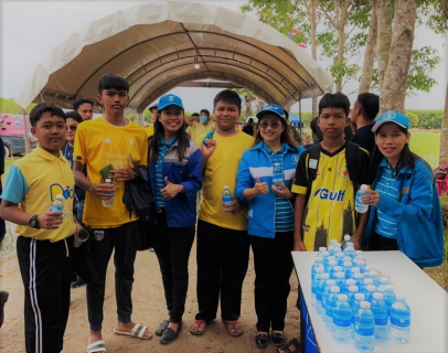 ไฟล์แนบ การประปาส่วนภูมิภาค สาขานาทวี มอบน้ำดื่มบรรจุขวดตราสัญลักษณ์ ในกิจกรรมโครงการ พลิกนาร้าง เป็นนารักษ์ ปีที่ 3